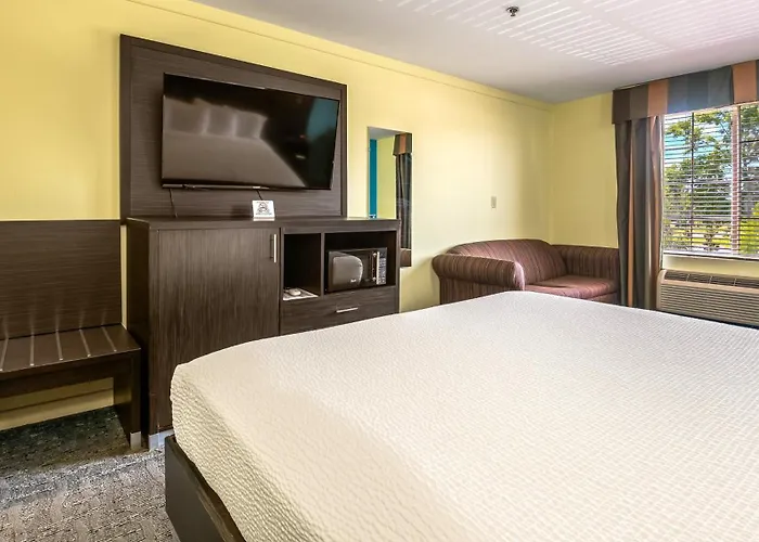 Wildwood Inn